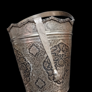 Persian Silver Ice bucket - 19th or early 20th century - دلْو فضّة فارسي يعود إلى أواخر القرن التاسع عشر او بدايات القرن العشرين